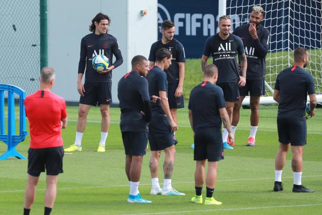 亚冠-C罗梅开二度轰913球 利雅得胜利3-1胜