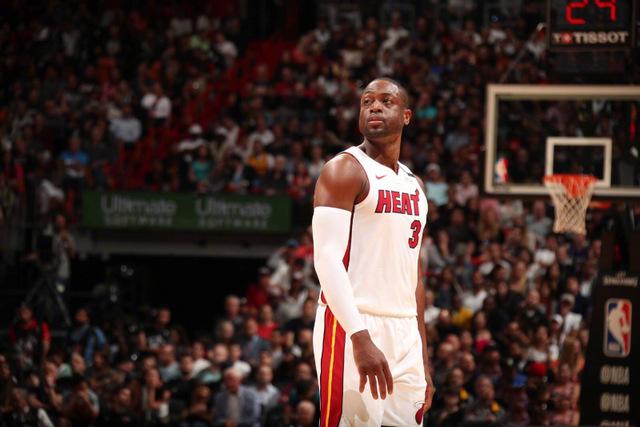 CBA夏联-刘家昕17分青岛击败江苏 刘泽希10+10